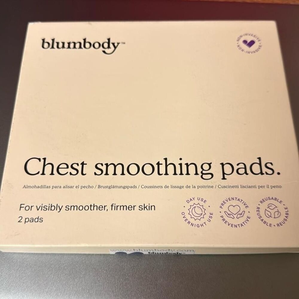 BLUMBODY Chest Wrinkle Pads – Anti-Wrinkle Silicone Patches Skin Firming